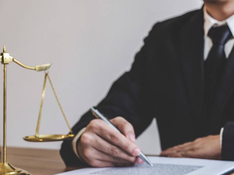 深圳取保候审律师视角：刑事处罚与保释的复杂关联